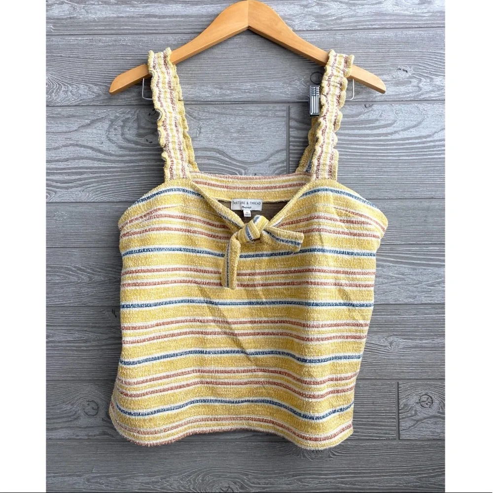 Texture & Thread Tie-Front Tank Top NEW W/TAGS - Picture 5 of 7